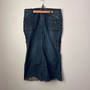 Casual Denim Midi Skirt with Button Details